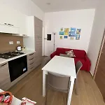 Διαμέρισμα Little House Galileo Ρέτζιο ντι Καλάμπρια