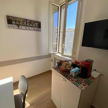 Little House Galileo Apartman *