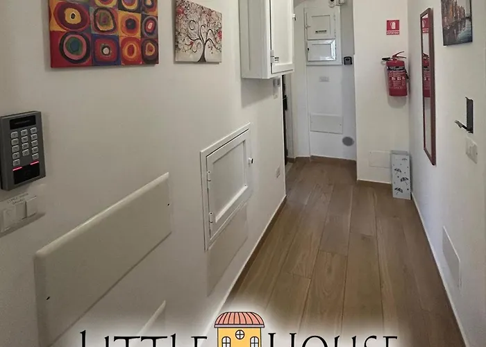 Apartament Little House Galileo Reggio di Calabria